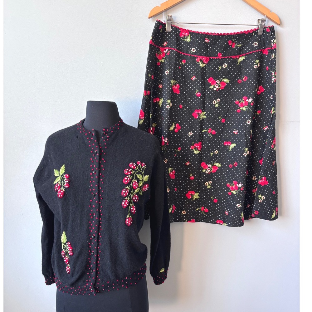 Vintage Johnson Done Cashmere Angora Strawberry Embroidered Knit cardigan skirt